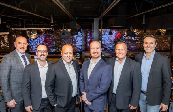 874x567_franchises_laurier